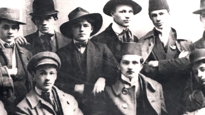 Prvi svetski rat bio je globalni sukob koji je trajao od 1914. do 1918. godine i doveo do velikih političkih i društvenih promena